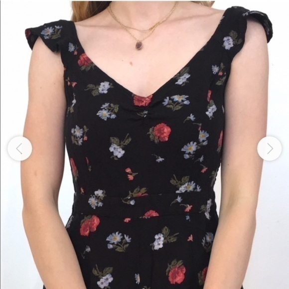 American Eagle Smocked Open Back Romper- Floral - Picture 7 of 9